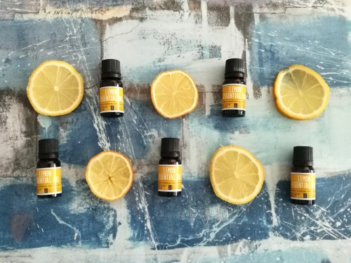 craftiviti lemon essential oil yein and young